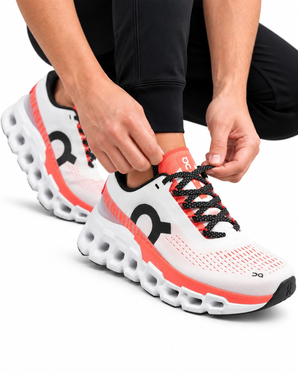 TENIS ON CLOUD MONSTER 2 UNDYED/FLAME