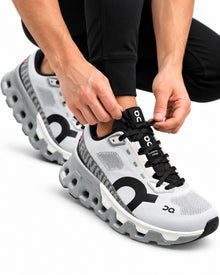 TENIS ON CLOUD MONSTER HYPER GLACIER/IVORY