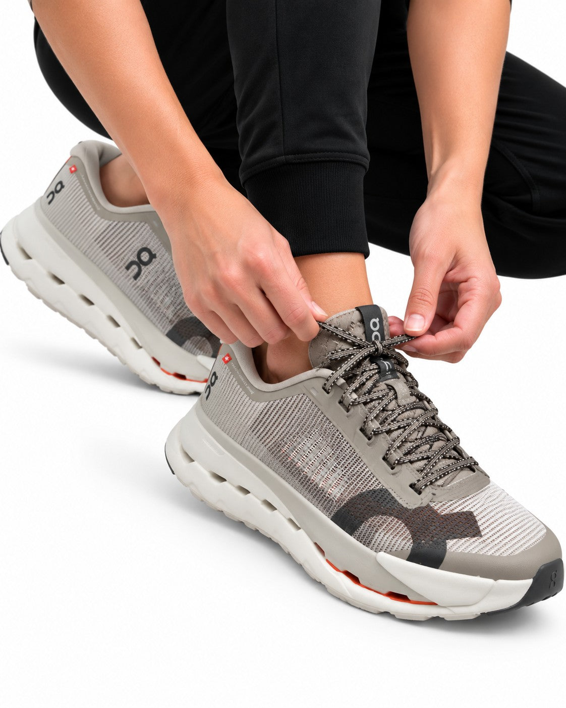 TENIS ON CLOUD ULTRA PRO CINDER/PEAR