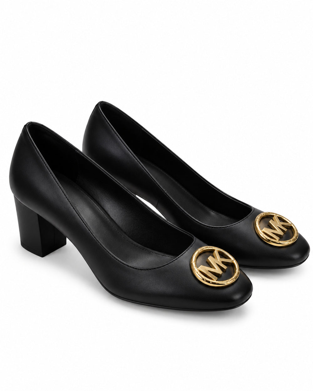 TACONES MK NEGROS DIJE DORADO CERRADOS 3.5 MX
